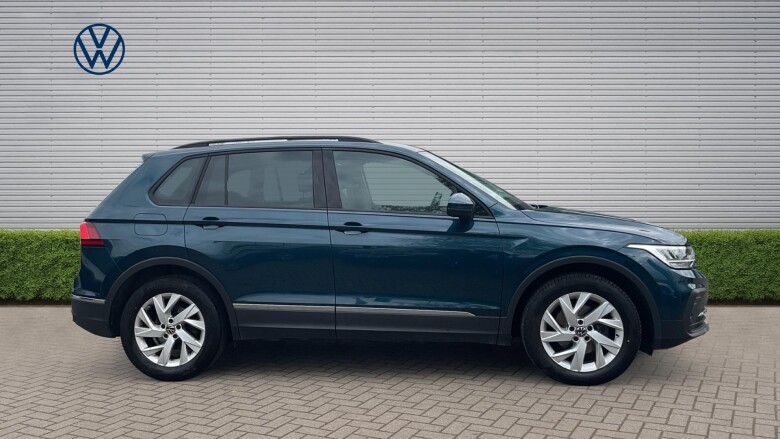 Volkswagen Tiguan 2.0 TDI Life 5dr DSG Diesel Estate